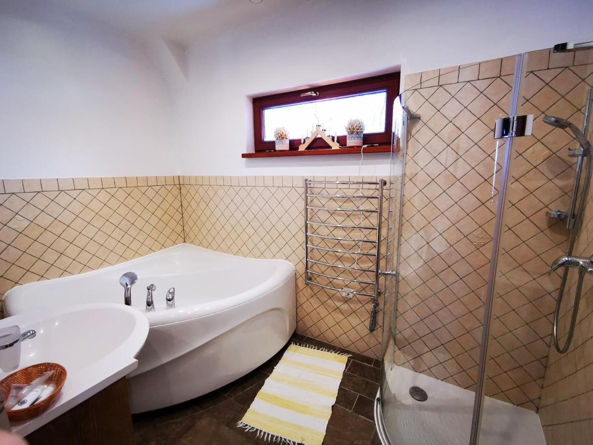 Jaunsturisi Villa Ādaži Екстериор снимка